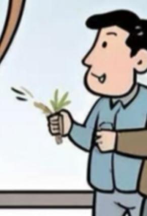 细节：最前面那名群众手里握着的一小把草